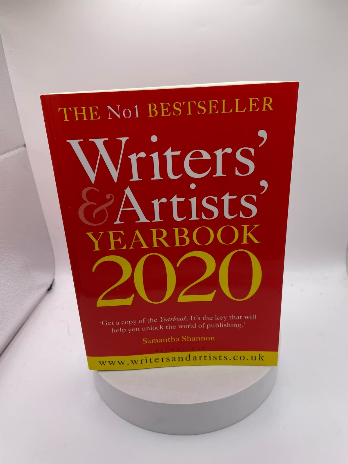 Writers&rsquo; and Artists&rsquo; Yearbook 2020 – Paperback Book