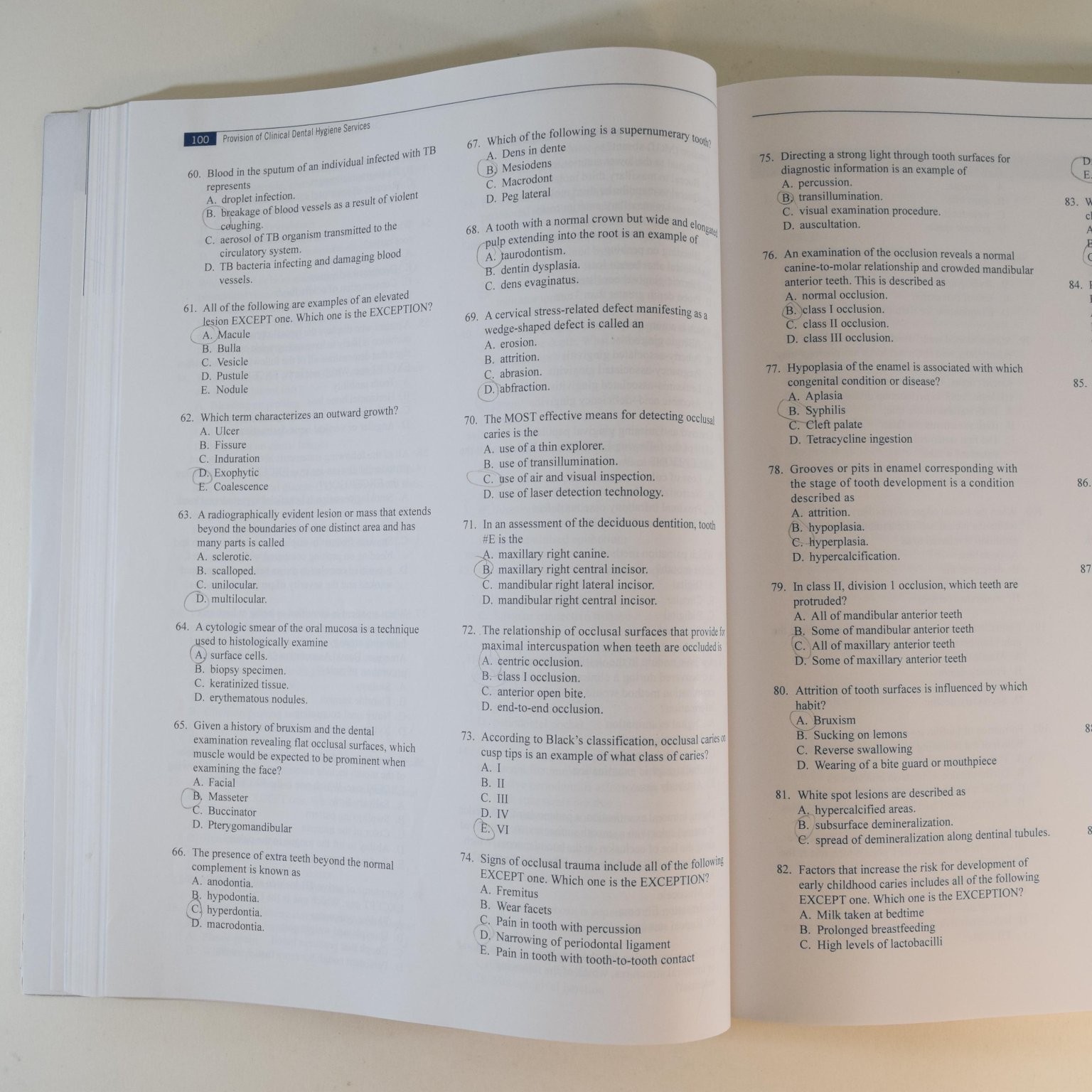 Mosby&rsquo;s Review Questions National Board Dental Hygiene Examination Bennett 2014