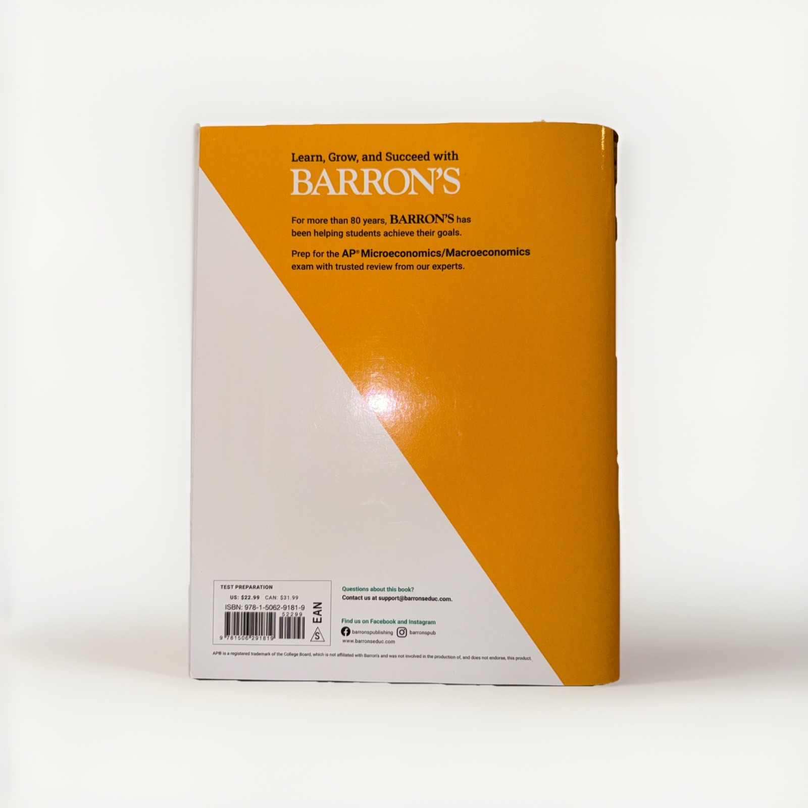 Barron&rsquo;s Ap Prep Ser.: AP Microeconomics/Macroeconomics Premium, 2025: Prep Book