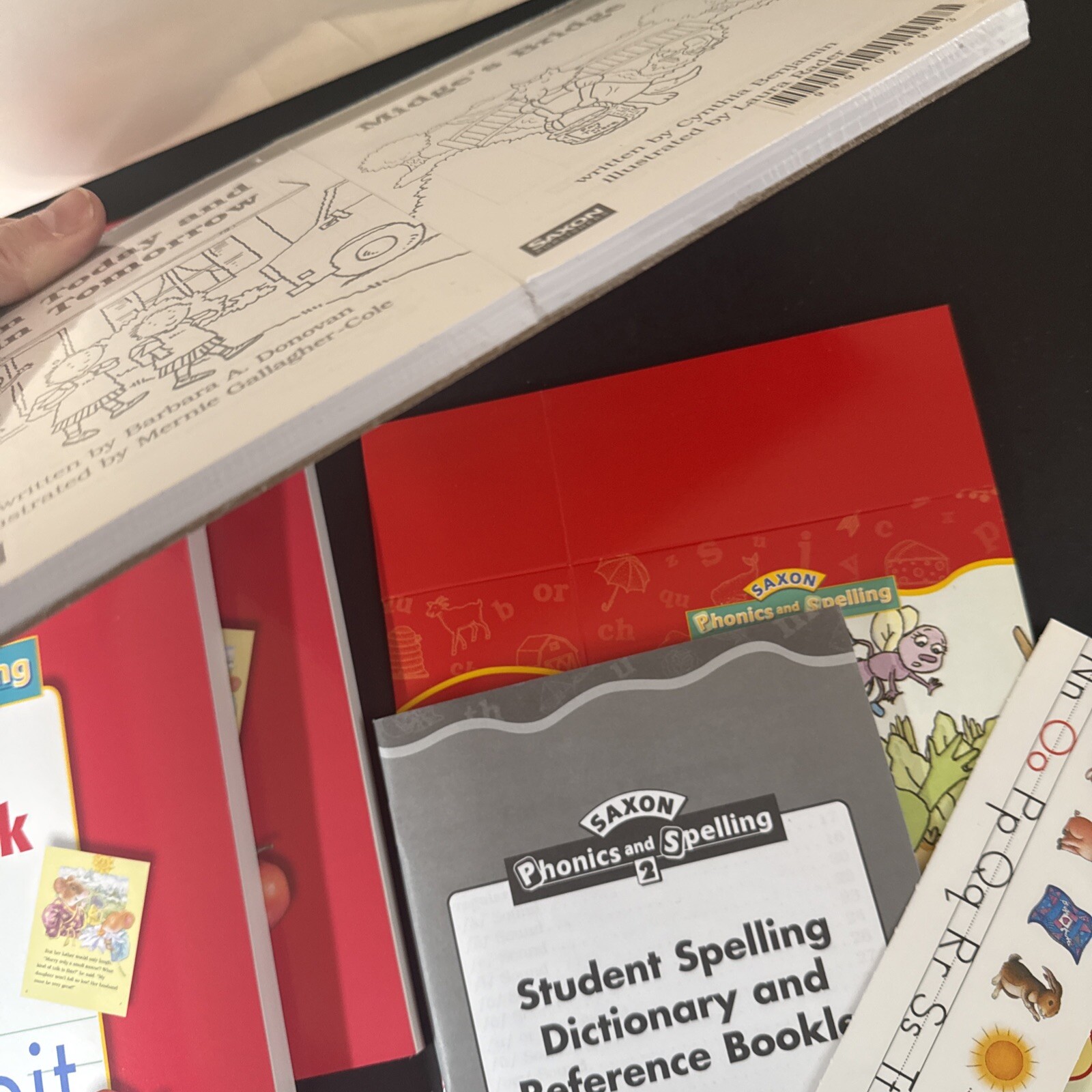 saxon phonics And spelling grade 2, Workbooks 1 & 2, Readers, Student Materials