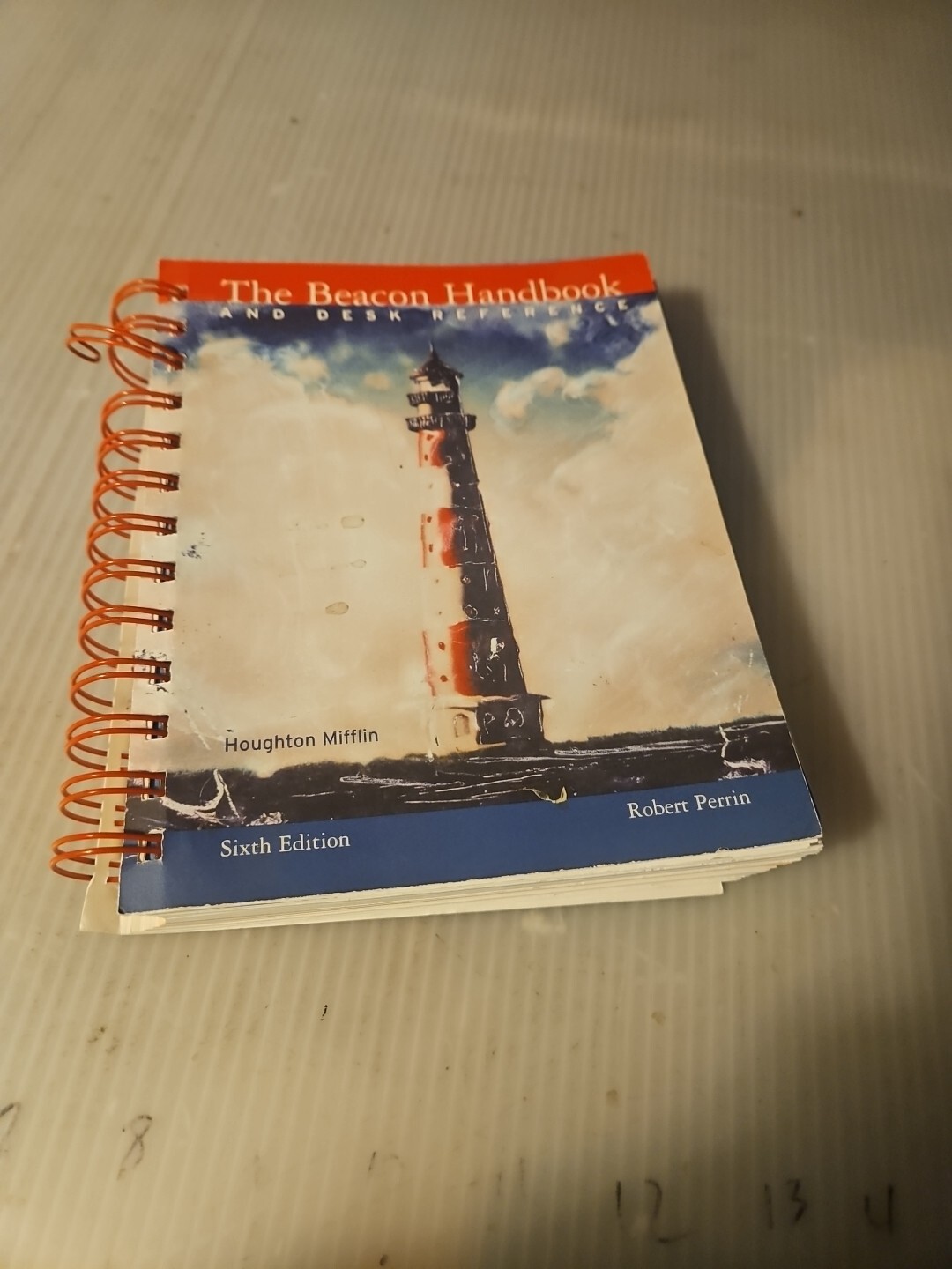 2002, « The Beacon Handbook & Desk Reference » by Robert Perrin Paperback Book