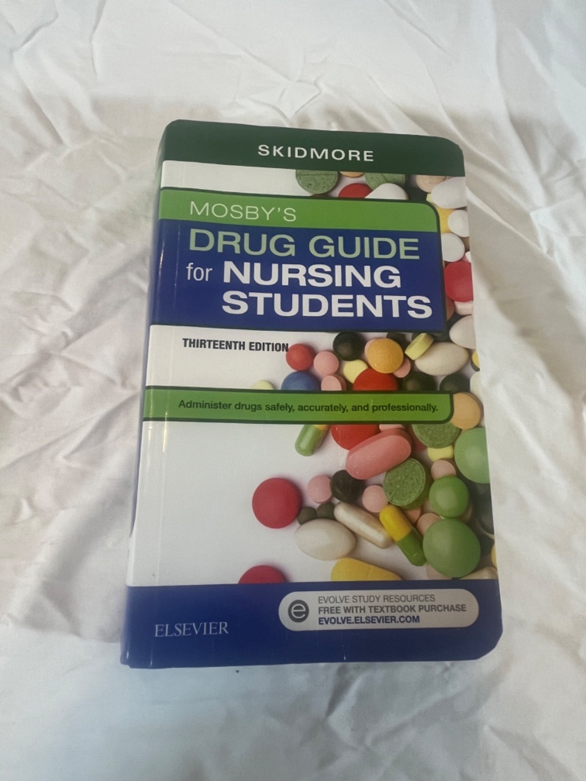 Mosby&rsquo;s Drug Guide for Nursing Students with 2020 Update by Linda Skidmore-Roth