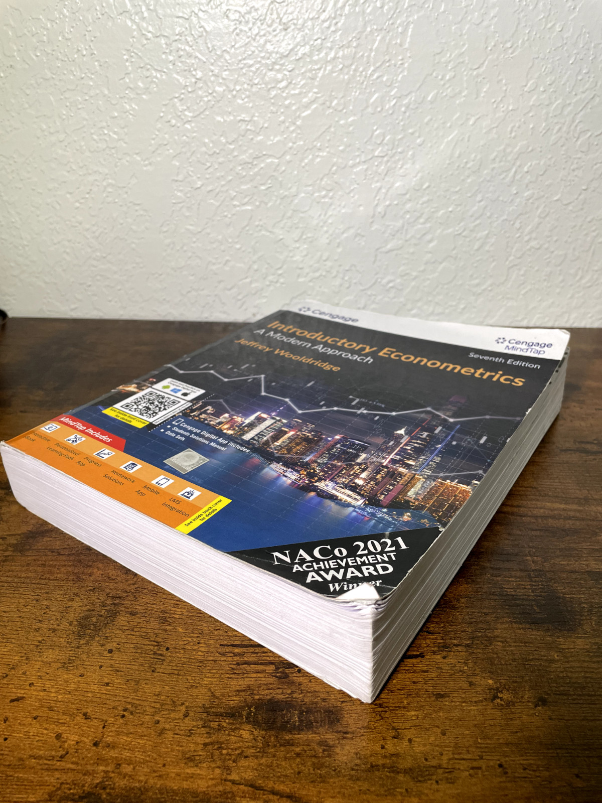 Introductory Econometrics- A Modern Approach by Jeffrey Wooldridge 9789355731074